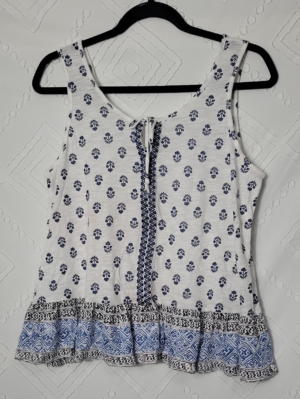 Lucky Brand White Tank Top with Blue Print and Trim